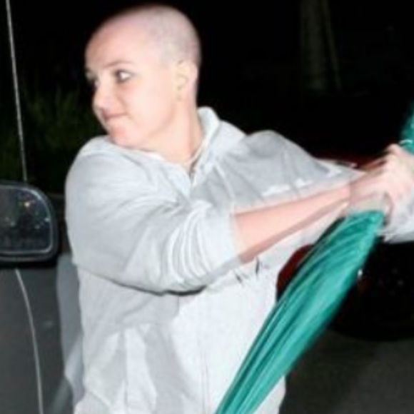 Meet your Posher, Carson - Picture 1 of 1